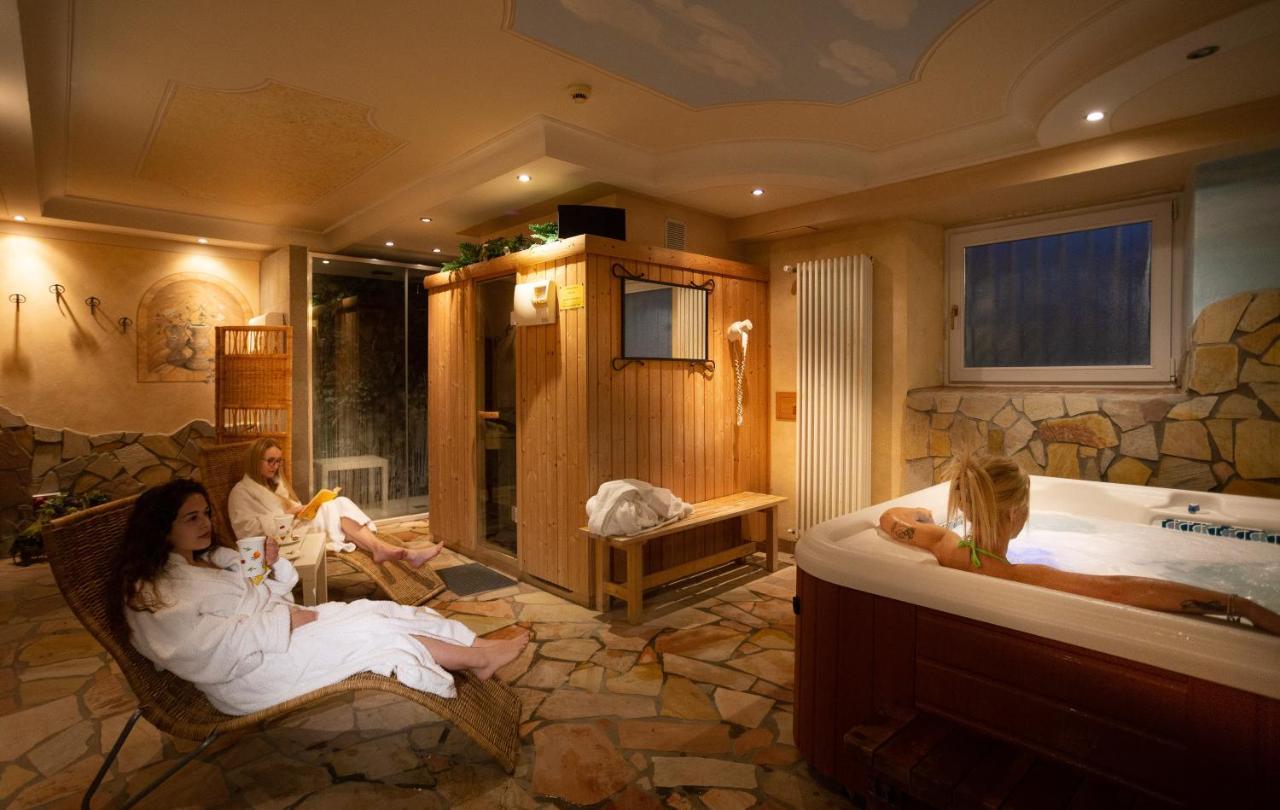 Hotel Андало Экстерьер фото
