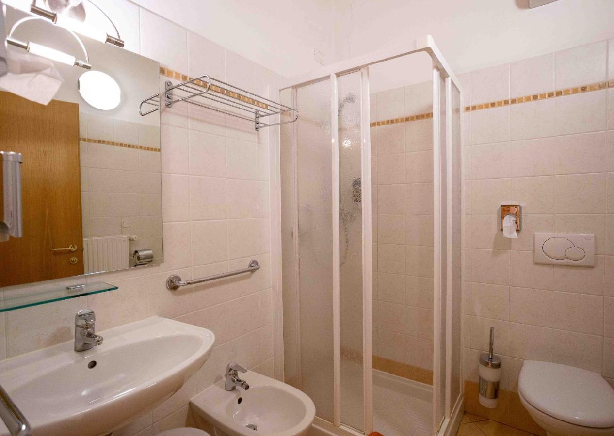 Hotel Андало Экстерьер фото