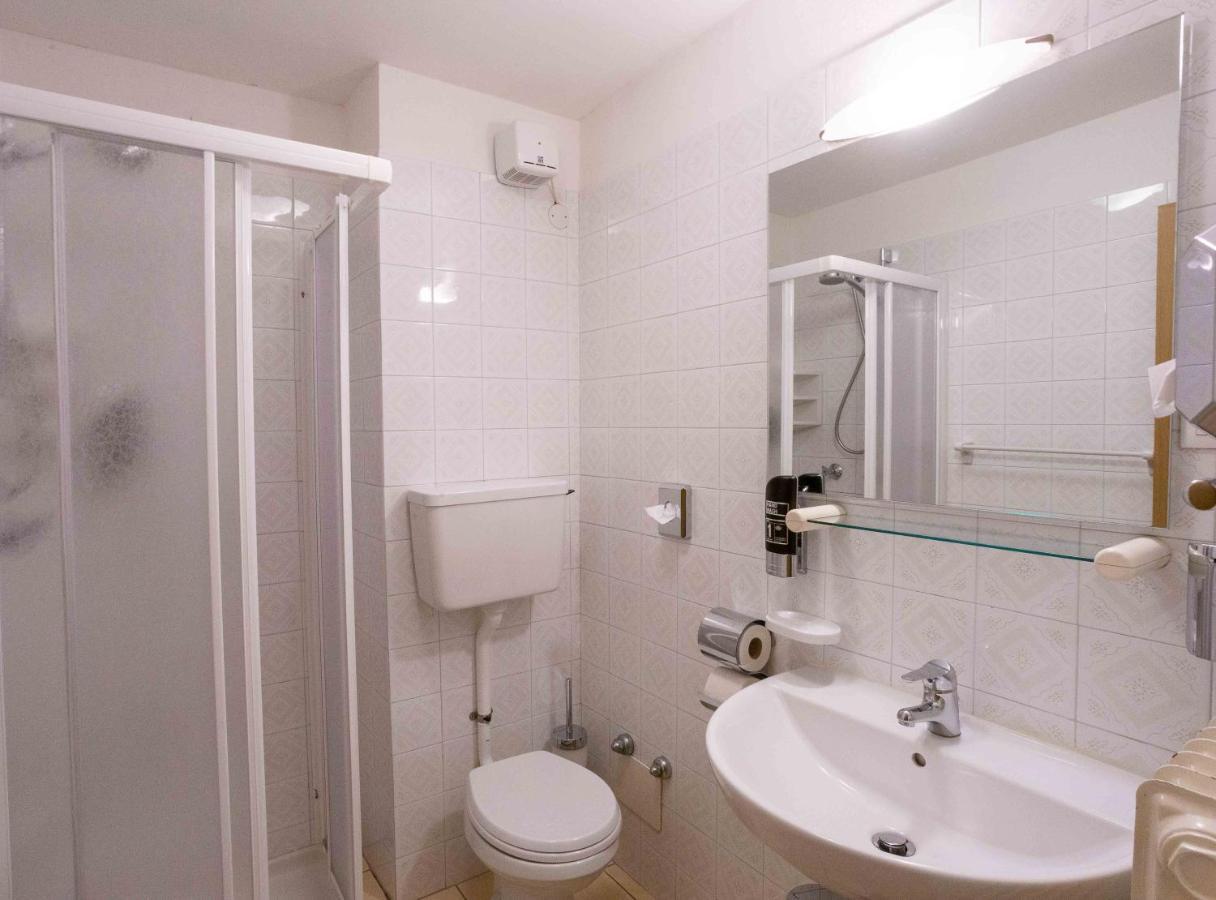 Hotel Андало Экстерьер фото