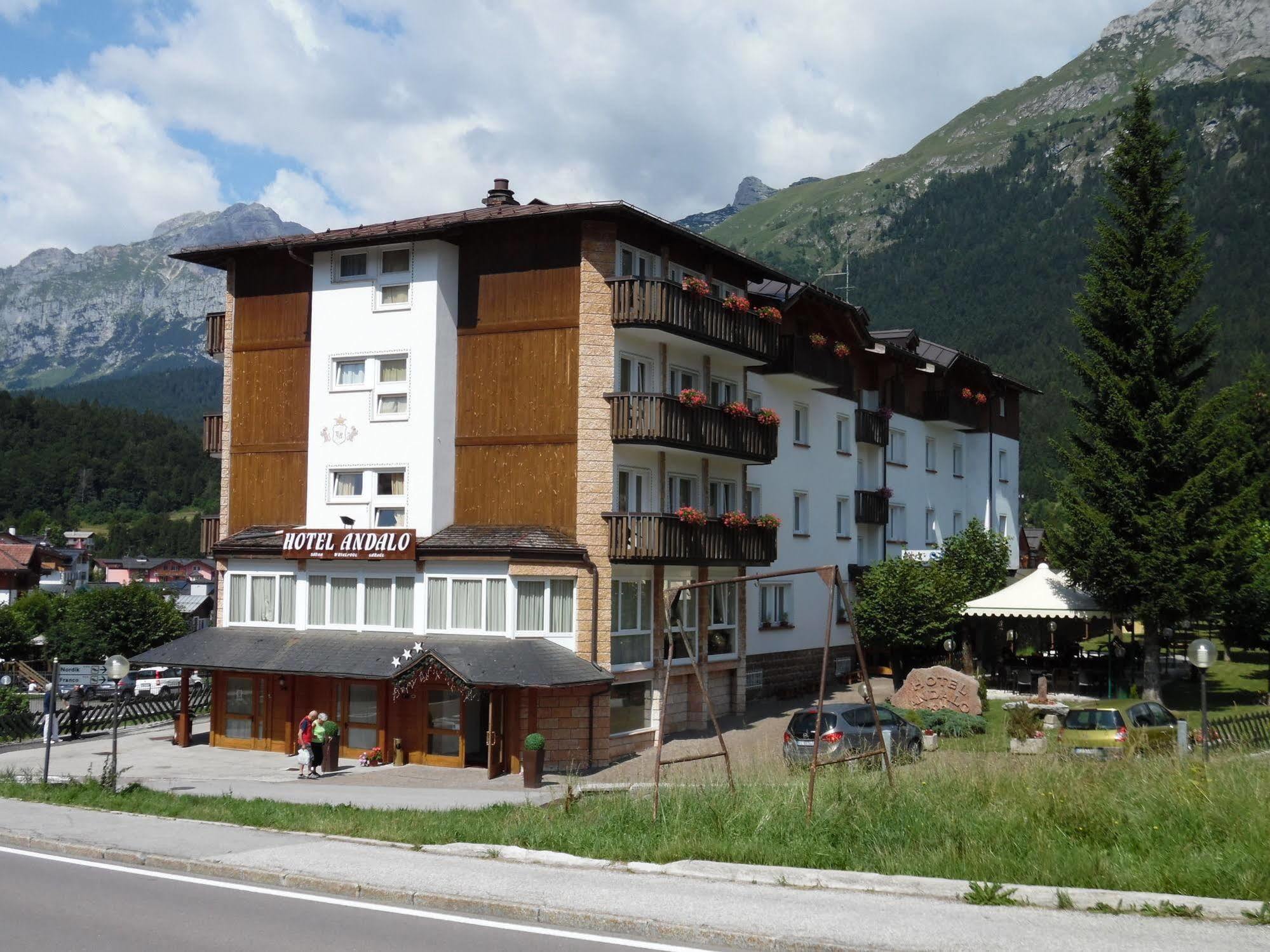 Hotel Андало Экстерьер фото